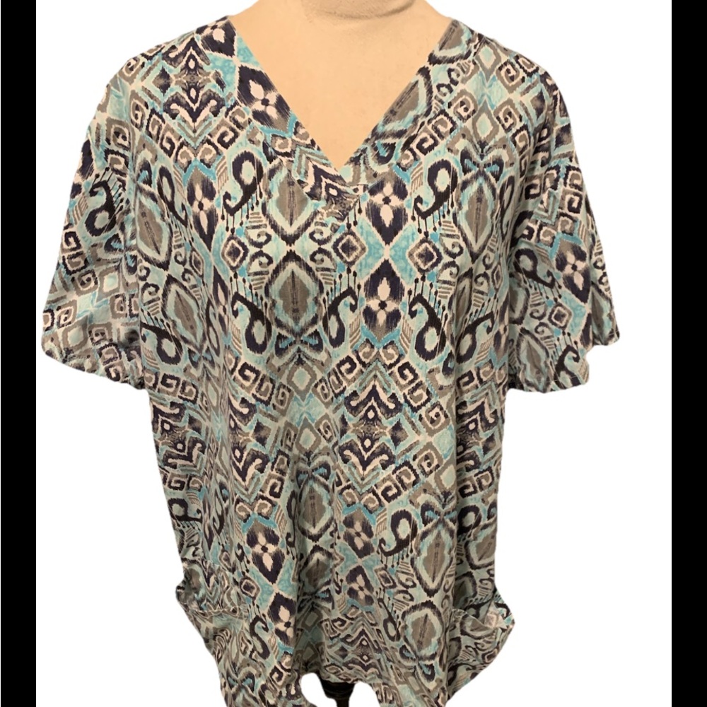 UA Scrubs Geometric Blue and Cream Blouse